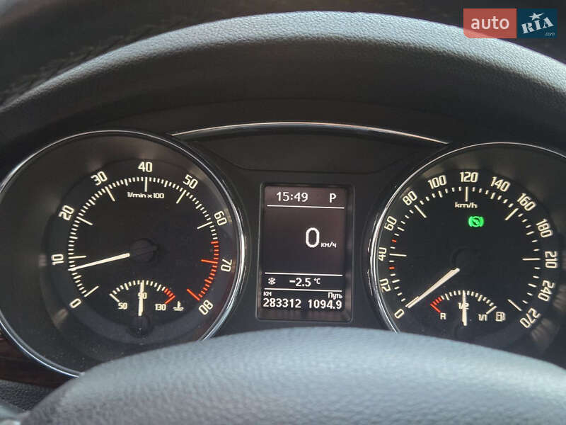 Лифтбек Skoda Superb 2013 в Киеве фото 22 Лифтбек Skoda Superb 2013 в Киеве