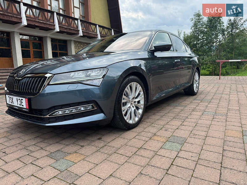 Лифтбек Skoda Superb 2020 в Надворной