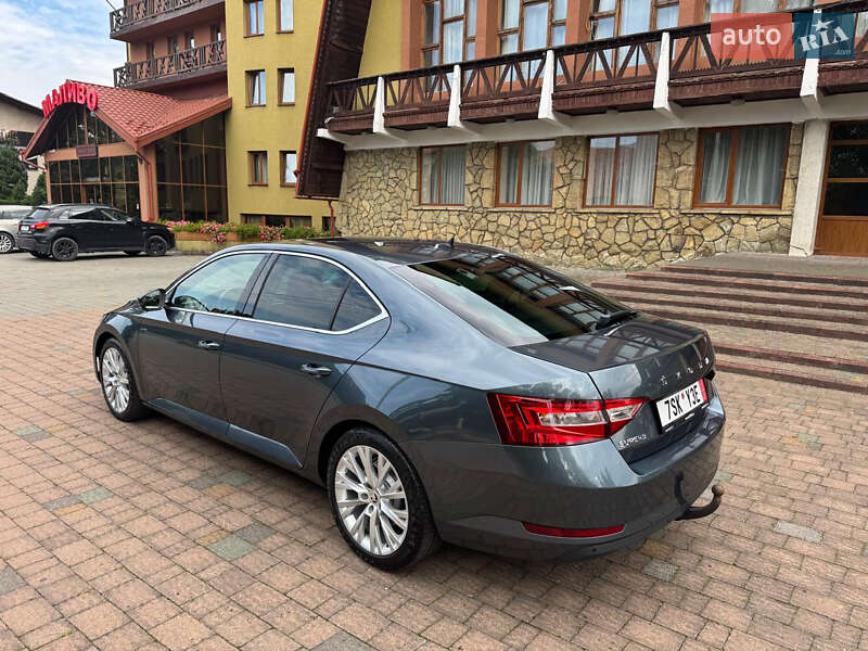 Лифтбек Skoda Superb 2020 в Надворной
