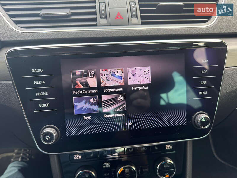 Лифтбек Skoda Superb 2020 в Надворной