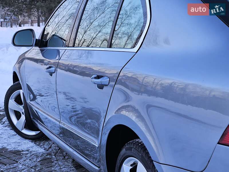 Лифтбек Skoda Superb 2008 в Дрогобыче