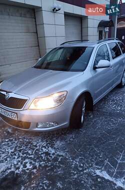 Універсал Skoda Superb 2011 в Ніжині