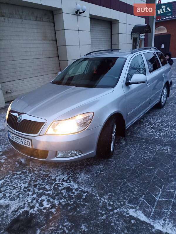 Skoda Superb 2011 Skoda Superb 2011
