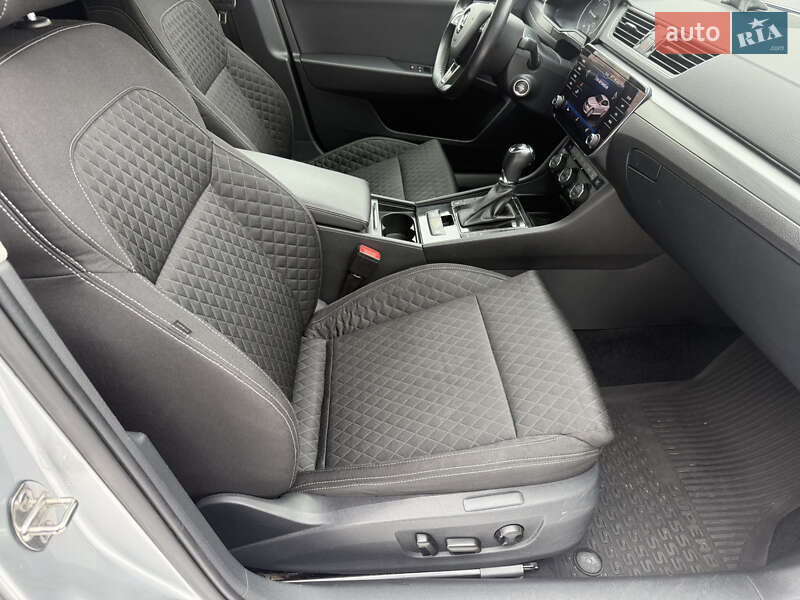 Лифтбек Skoda Superb 2016 в Днепре