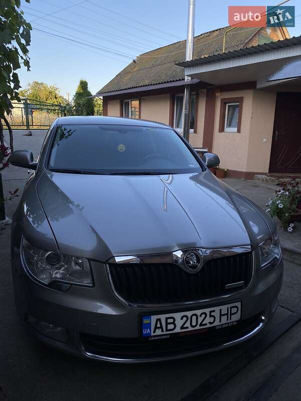 Ліфтбек Skoda Superb 2011 в Бершаді