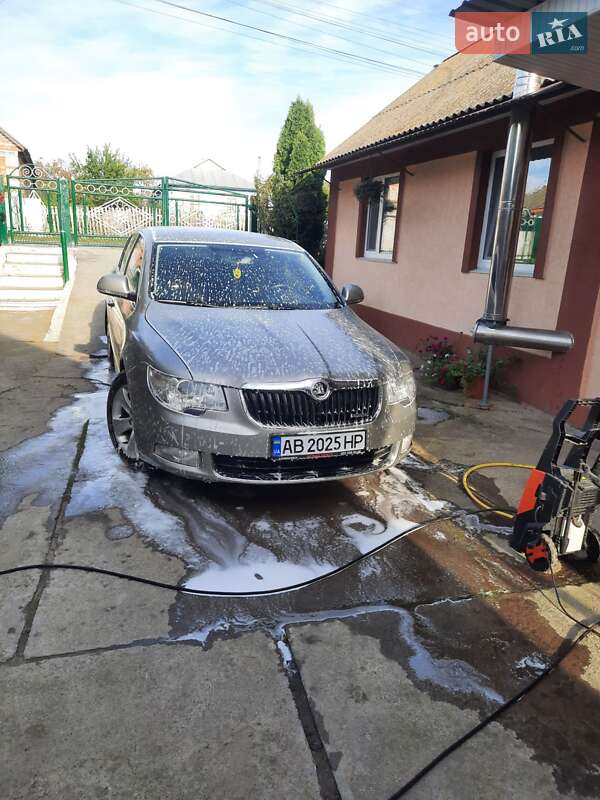 Ліфтбек Skoda Superb 2011 в Бершаді