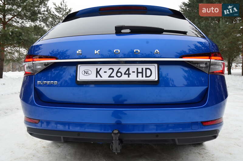 Универсал Skoda Superb 2022 в Дрогобыче