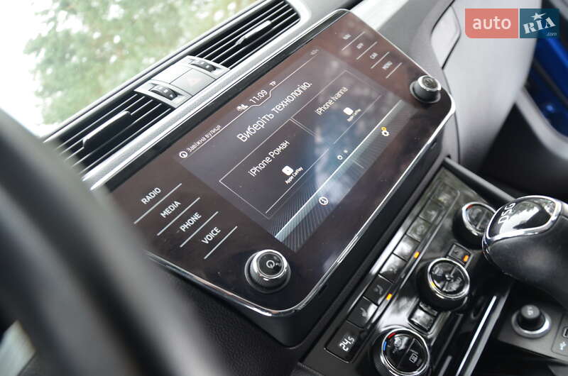 Универсал Skoda Superb 2022 в Дрогобыче