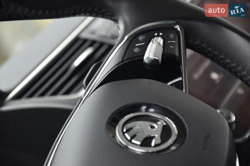 Универсал Skoda Superb 2022 в Дрогобыче