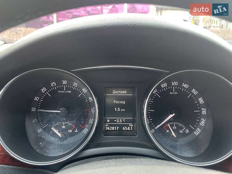 Универсал Skoda Superb 2010 в Киеве