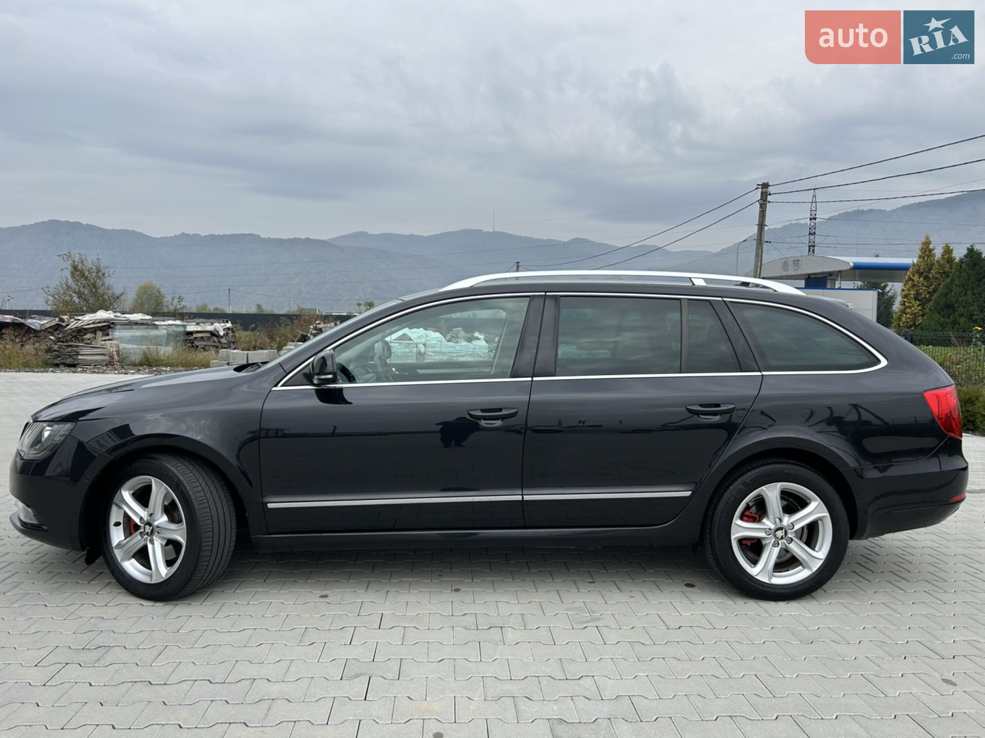 2013 Skoda Superb - мініатюра 2