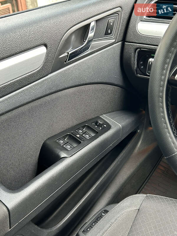 Універсал Skoda Superb 2013 в Хусті