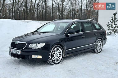 Универсал Skoda Superb 2010 в Луцке