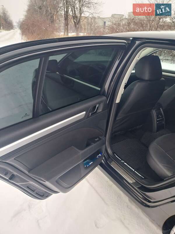 Лифтбек Skoda Superb 2012 в Белой Церкви