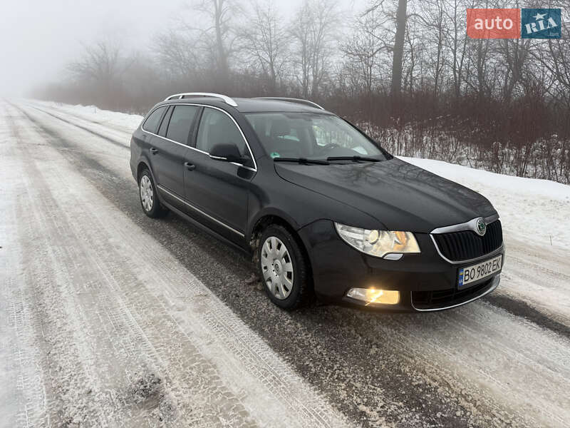 Универсал Skoda Superb 2011 в Борщеве фото 9 Универсал Skoda Superb 2011 в Борщеве