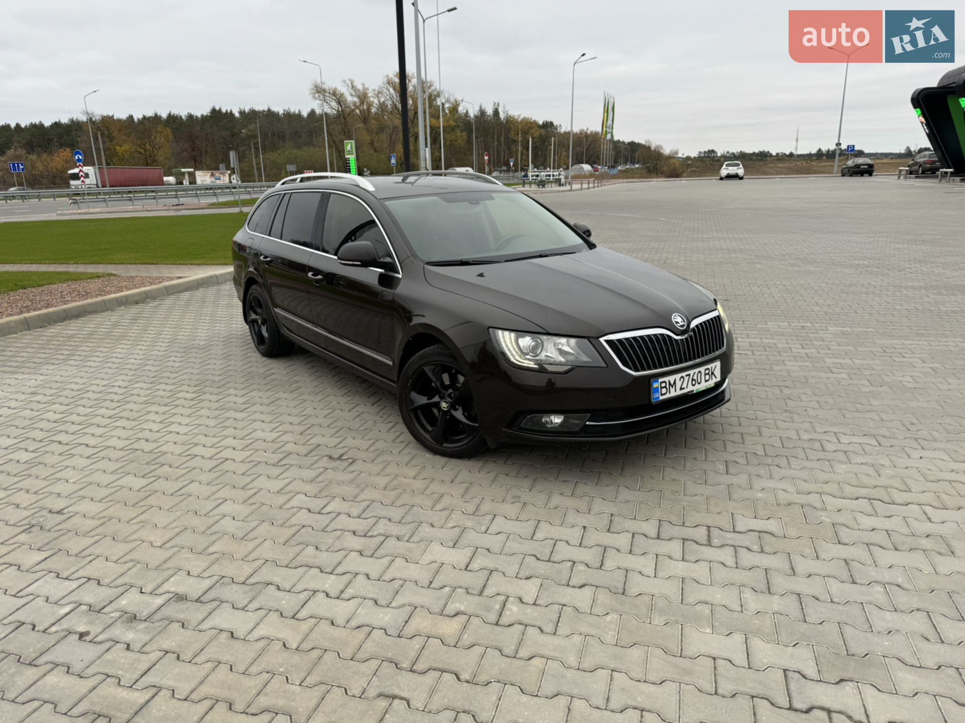 Skoda Superb 2014 VIN TMBJF73T7F9016041 фото оголошення 4 з 25