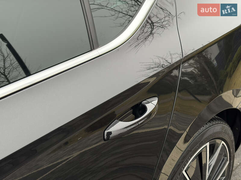 Лифтбек Skoda Superb 2023 в Мукачево