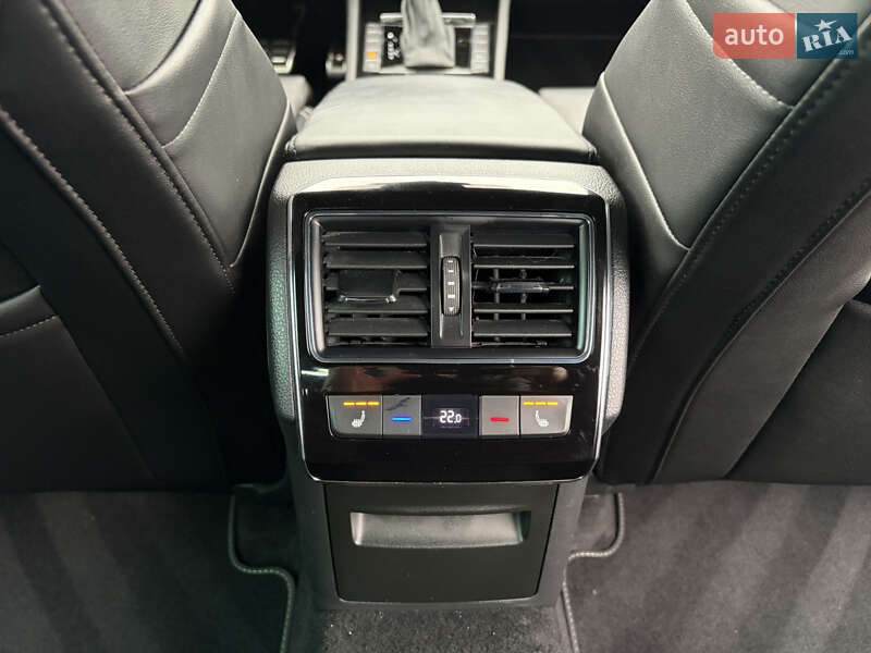 Лифтбек Skoda Superb 2023 в Мукачево