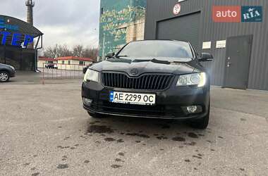 Лифтбек Skoda Superb 2013 в Днепре