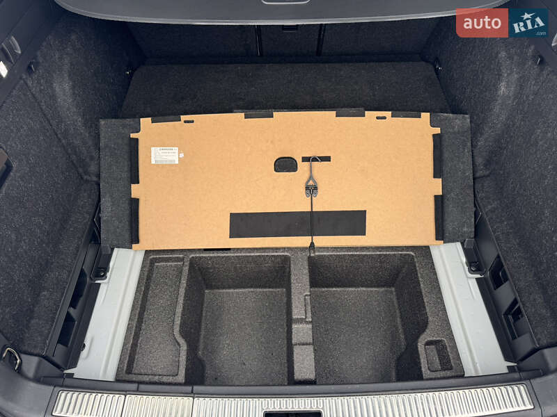 Универсал Skoda Superb 2019 в Лопатине