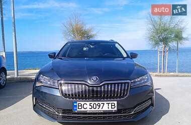 Универсал Skoda Superb 2020 в Трускавце