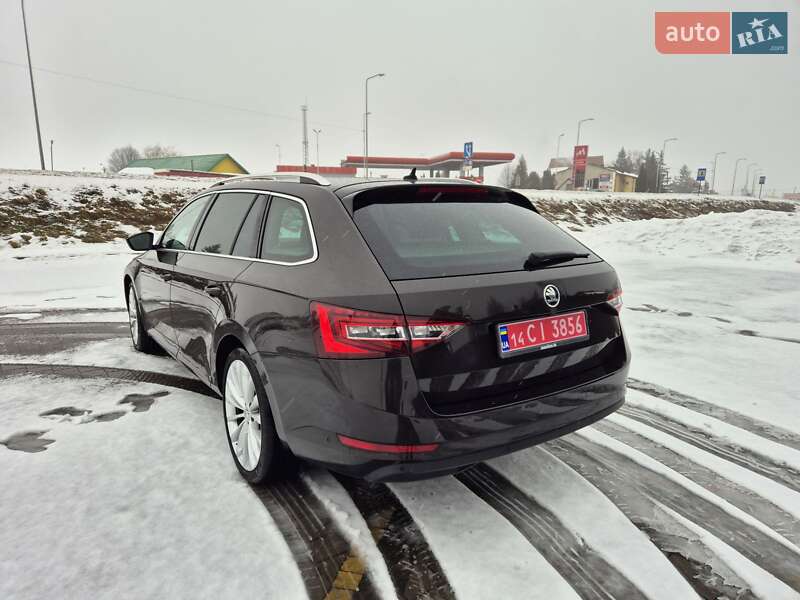 Универсал Skoda Superb 2017 в Стрые