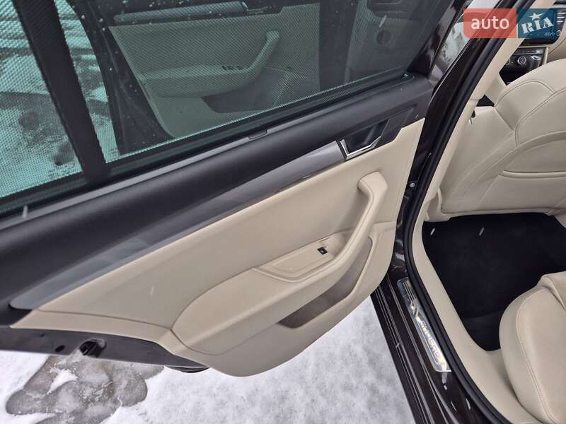 Универсал Skoda Superb 2017 в Стрые