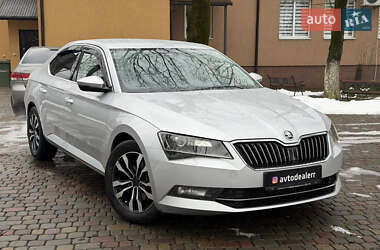 Лифтбек Skoda Superb 2016 в Тячеве