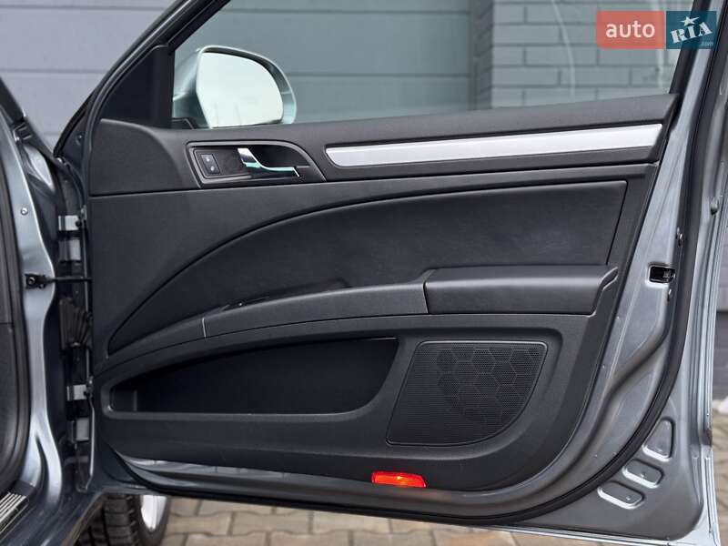 Універсал Skoda Superb 2011 в Луцьку