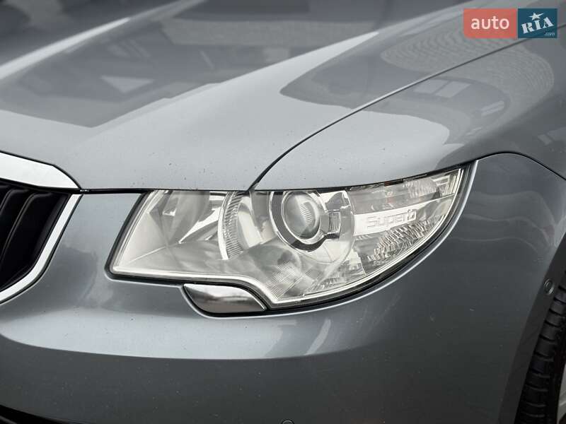 Універсал Skoda Superb 2011 в Луцьку