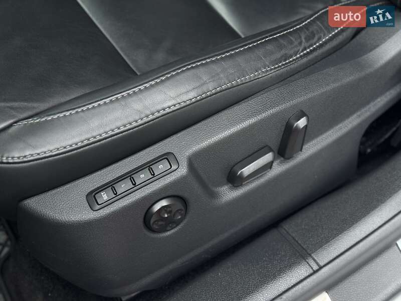 Універсал Skoda Superb 2011 в Луцьку