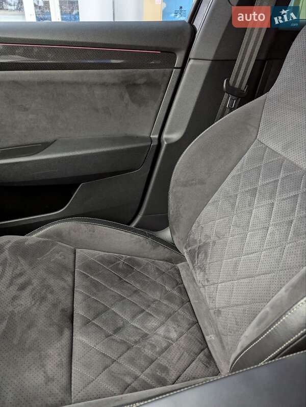 Универсал Skoda Superb 2018 в Межгорье