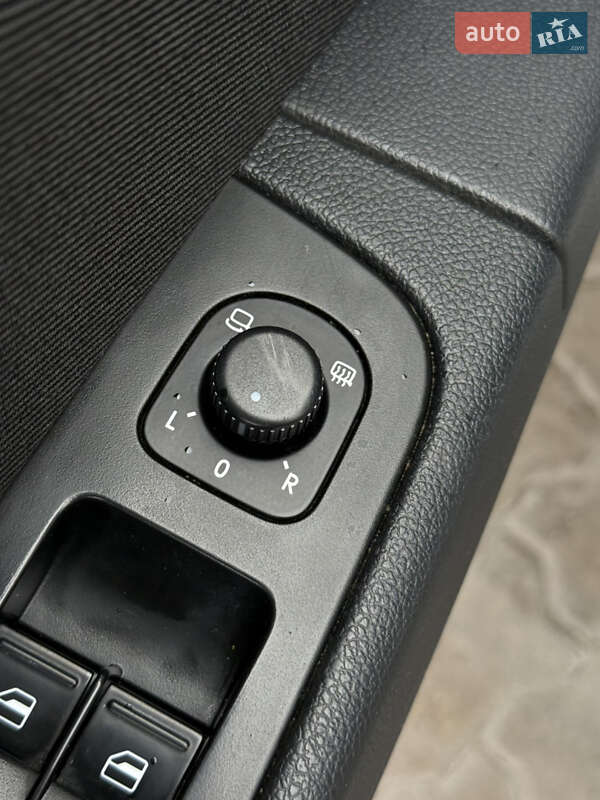 Лифтбек Skoda Superb 2013 в Ужгороде