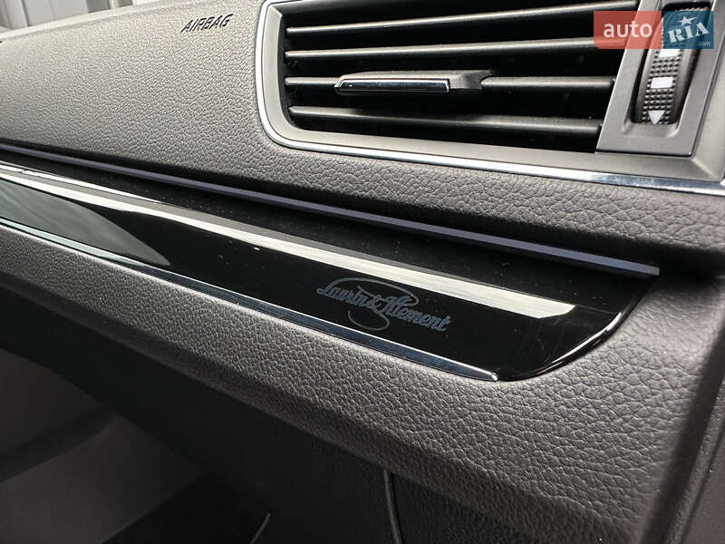 Ліфтбек Skoda Superb 2023 в Мукачевому