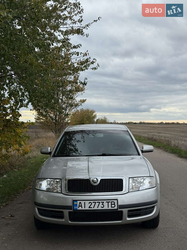 Skoda Superb 2006