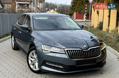 Лифтбек Skoda Superb 2019 в Ужгороде