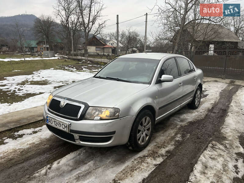 Skoda Superb 2002 Skoda Superb 2002