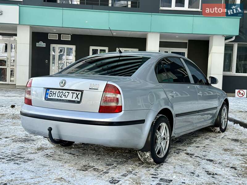 Лифтбек Skoda Superb 2007 в Одессе