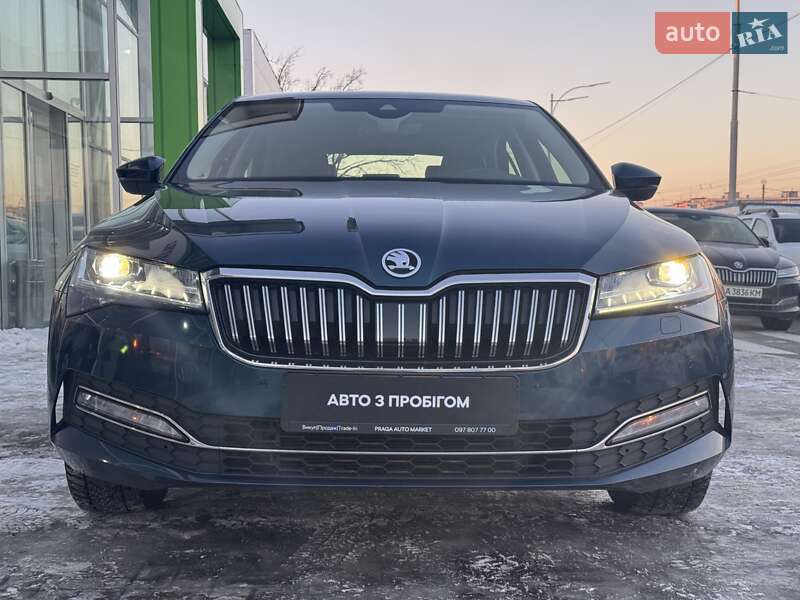 Лифтбек Skoda Superb 2019 в Киеве