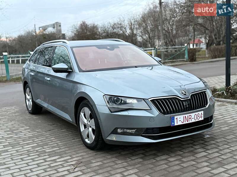 Универсал Skoda Superb 2018 в Тернополе