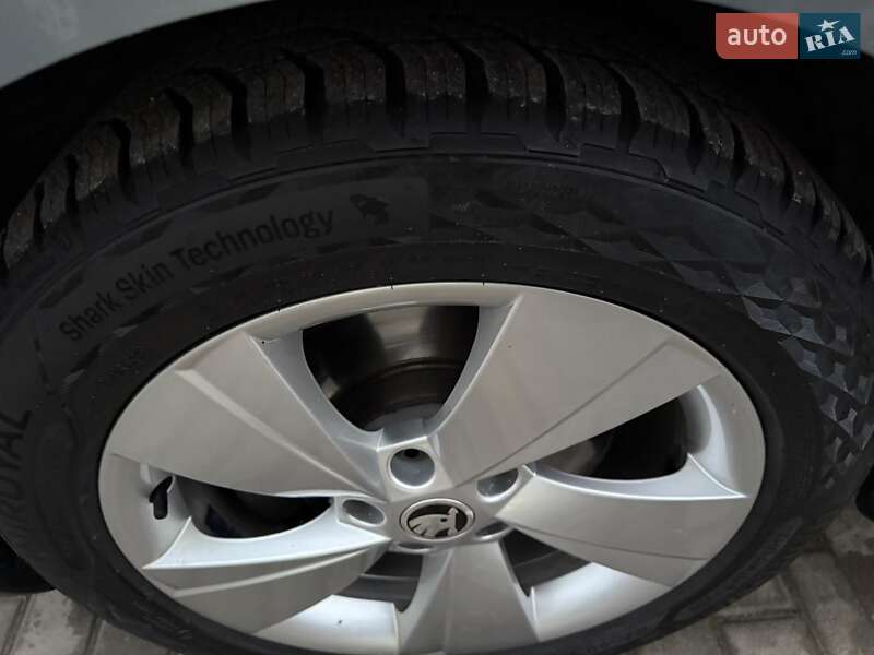 Универсал Skoda Superb 2018 в Тернополе