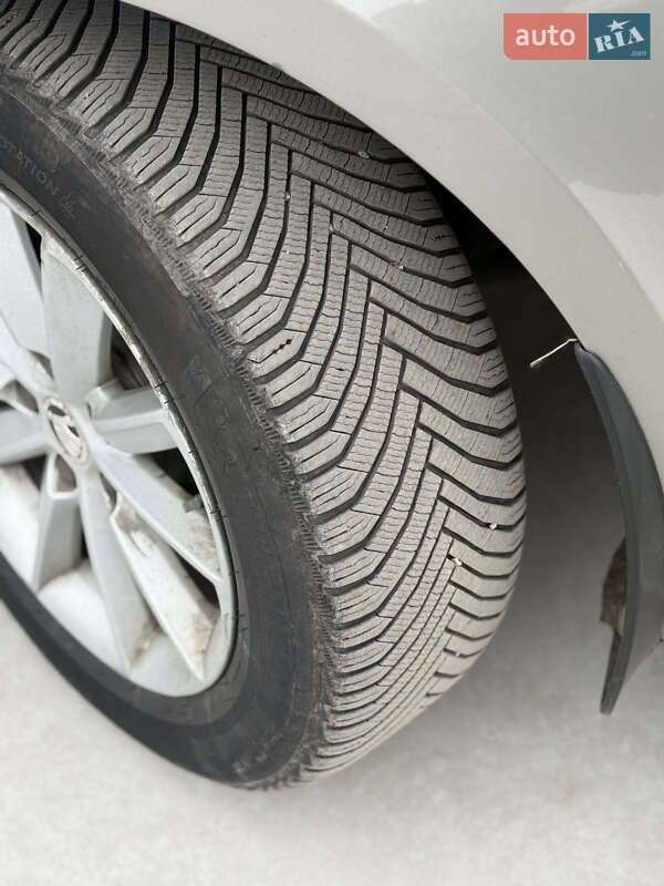 Лифтбек Skoda Superb 2014 в Павлограде