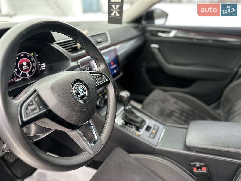Лифтбек Skoda Superb 2019 в Киеве