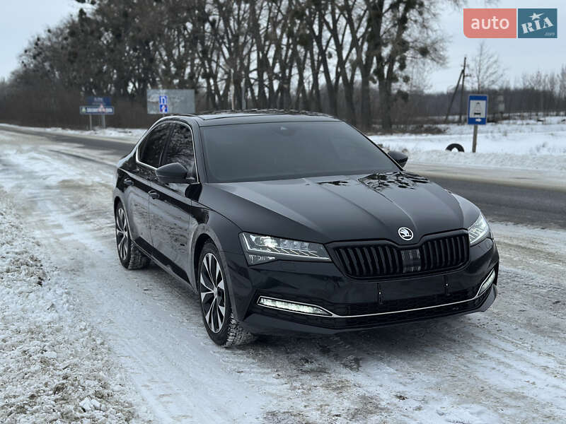 Лифтбек Skoda Superb 2019 в Киеве