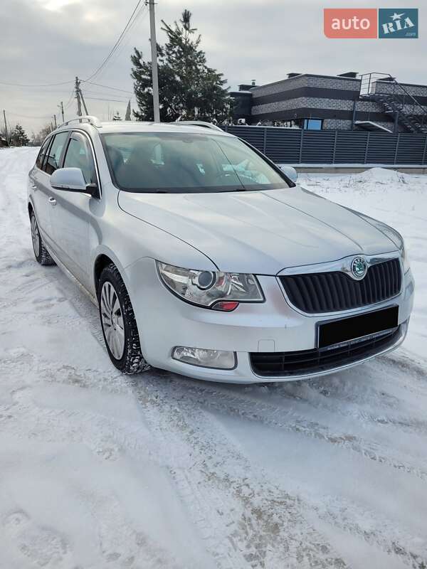 Skoda Superb 2012