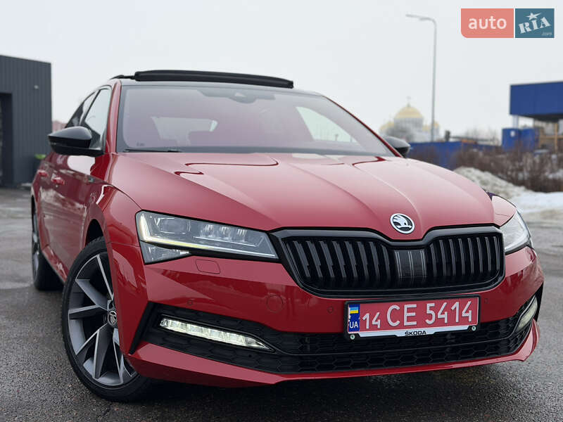 Лифтбек Skoda Superb 2022 в Дрогобыче