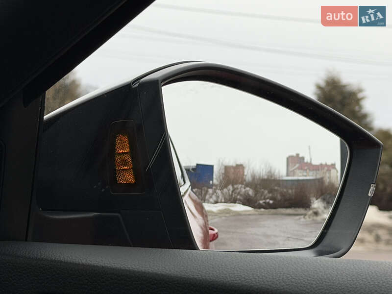 Лифтбек Skoda Superb 2022 в Дрогобыче