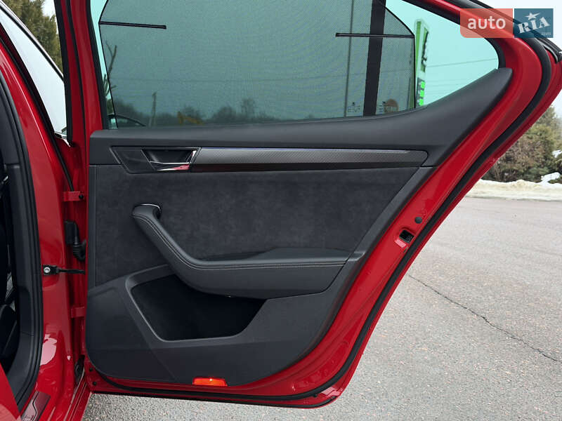 Лифтбек Skoda Superb 2022 в Дрогобыче