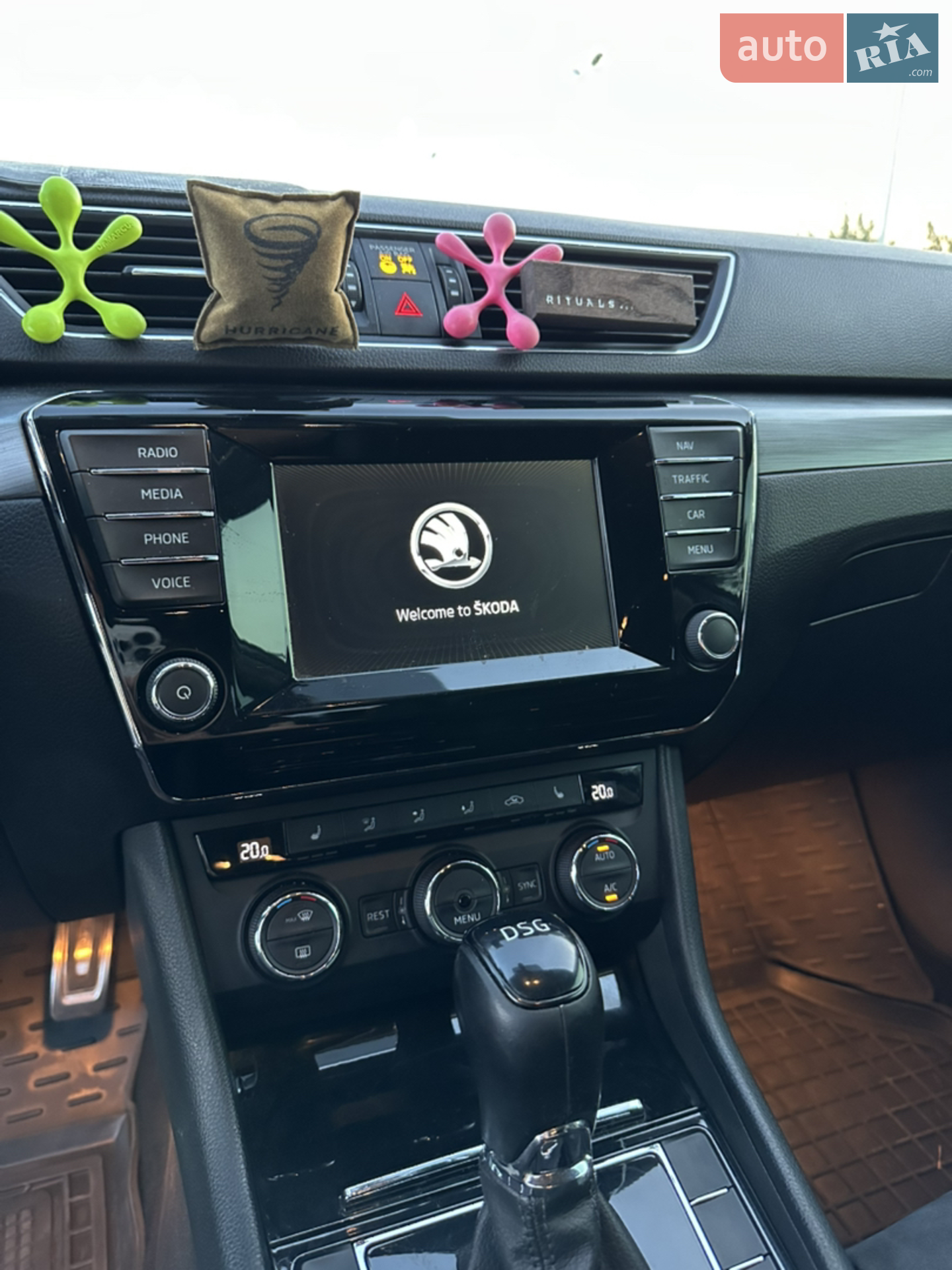 2016 Skoda Superb - мініатюра 11