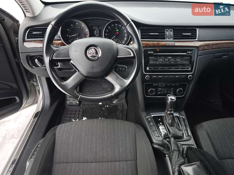 Лифтбек Skoda Superb 2014 в Киеве